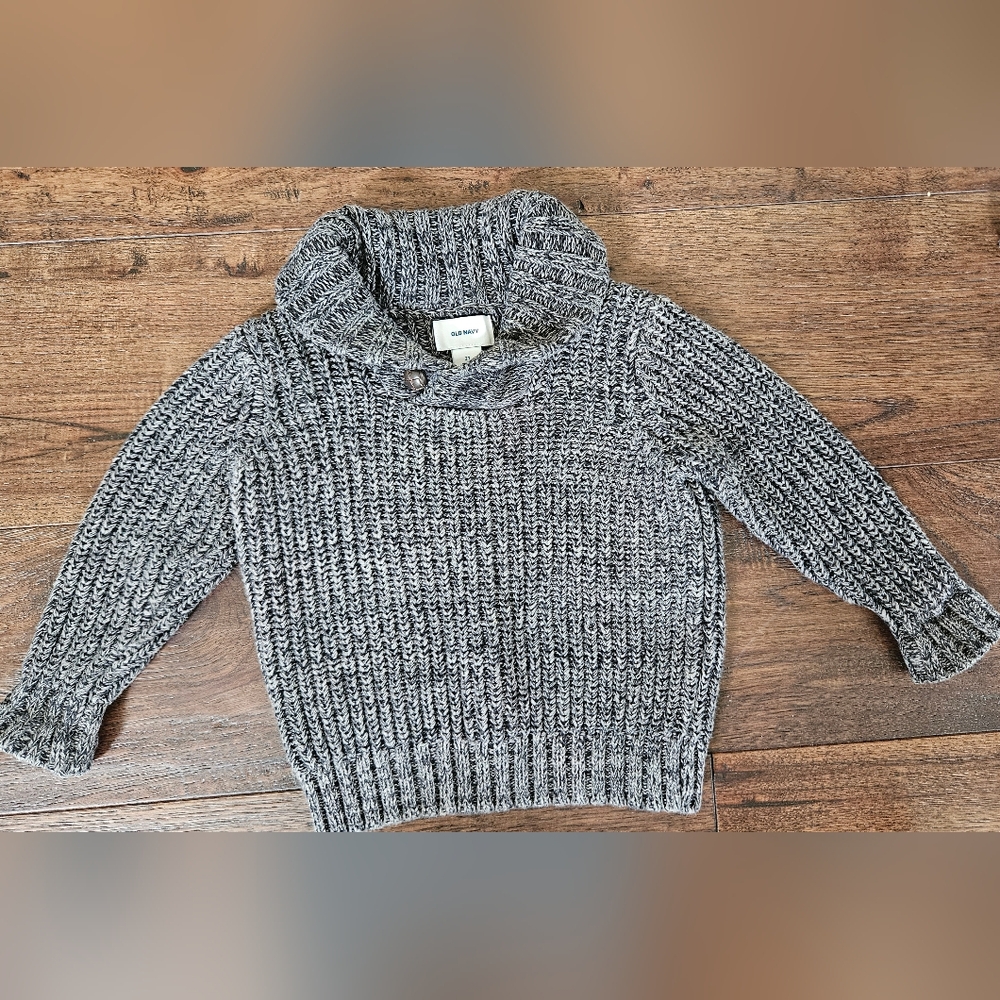 Old Navy Pull Over Knit Sweater